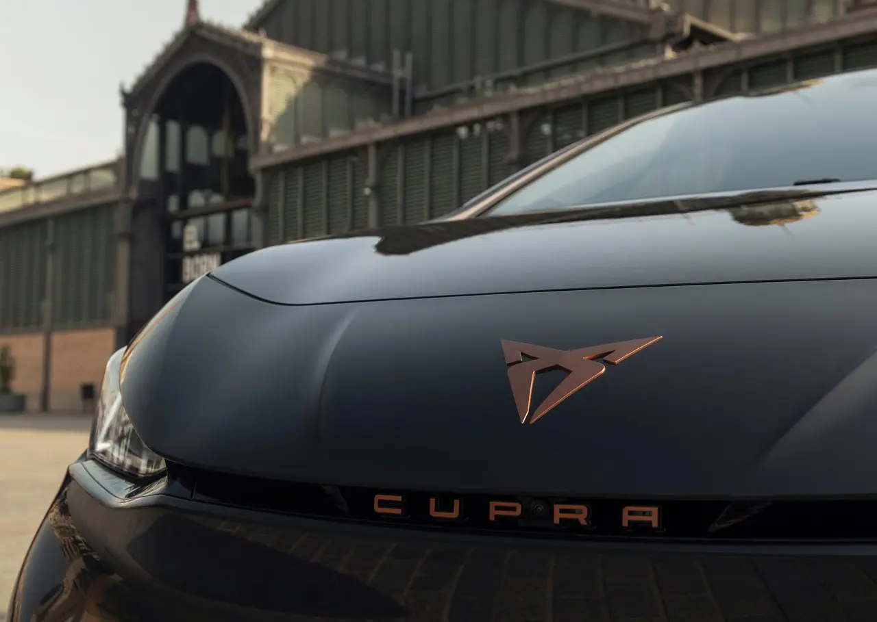 Emblem Cupra Born 2021 -> | Penny Copper-metallic