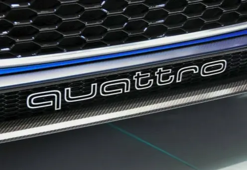 Emblem grill quattro Titanium Chrome Edition Image 3