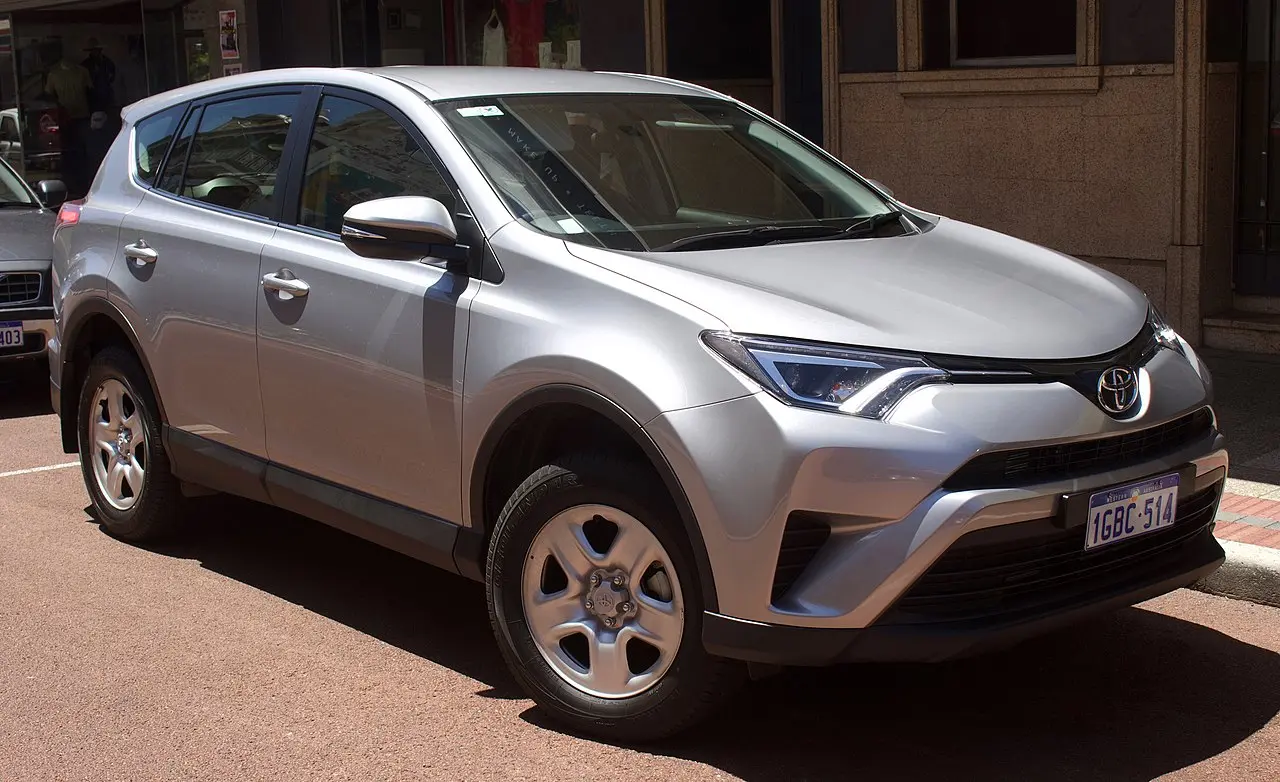 Emblem grill Toyota RAV4 IV Facelift 2015 - 2019 – bilde 3
