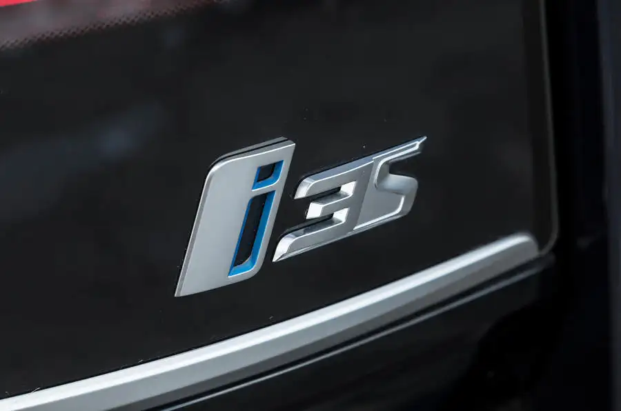 Emblem i3S bokstaver BMW i3 LCI 2017 - 2022 – bilde 2