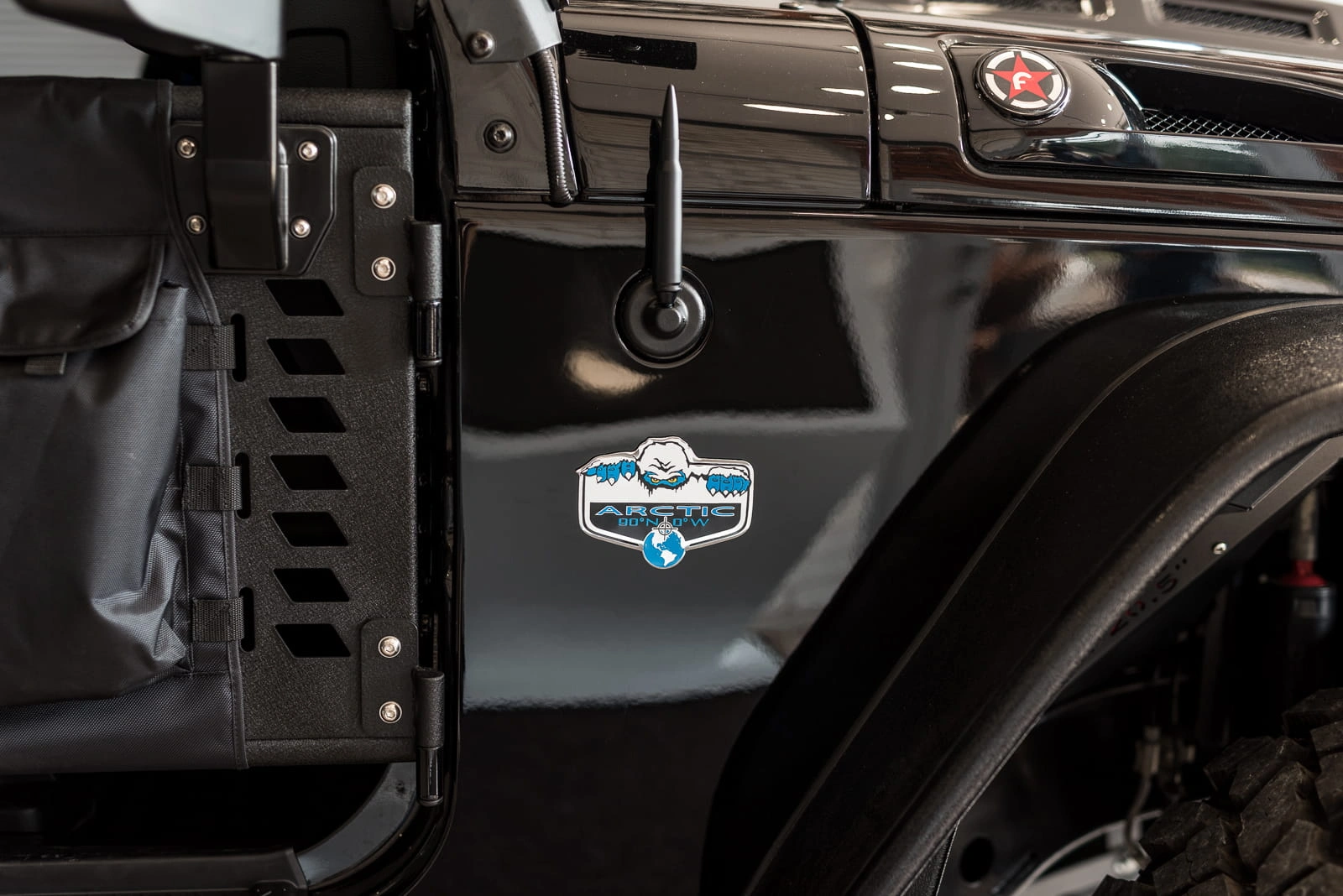 Emblem Jeep Wrangler │ Arctic 90N Edition Badge