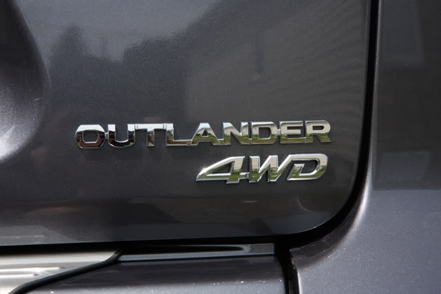 Emblem Mitsubishi Outlander III 2012 - 2022 │ bakluke bokstaver Genuine® Chrome Badge – bilde 5