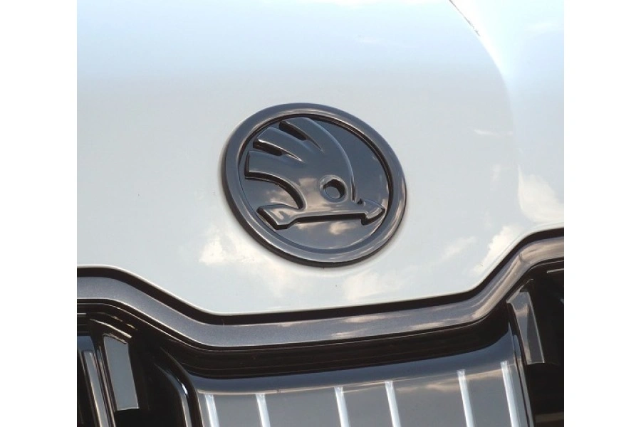 Emblem panser Skoda Kodiaq I 2016 - 2024 | Monte Carlo Glossy Black – bilde 3