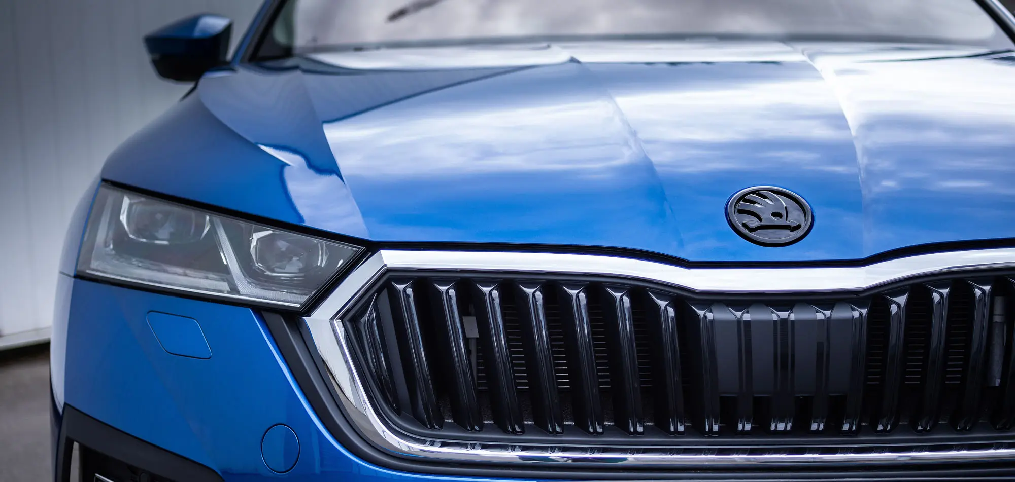 Emblem panser Škoda Octavia IV 2019 ->  | Monte Carlo Glossy Black
