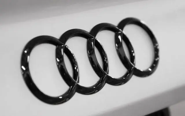 Emblem ringer Audi Black Edition (bakluke) – bilde 4