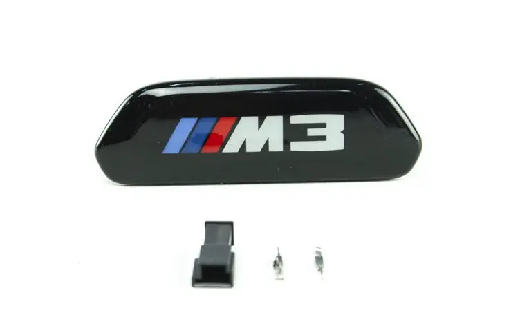 Emblem seterygg BMW M3 (F80) Black Edition – bilde 3