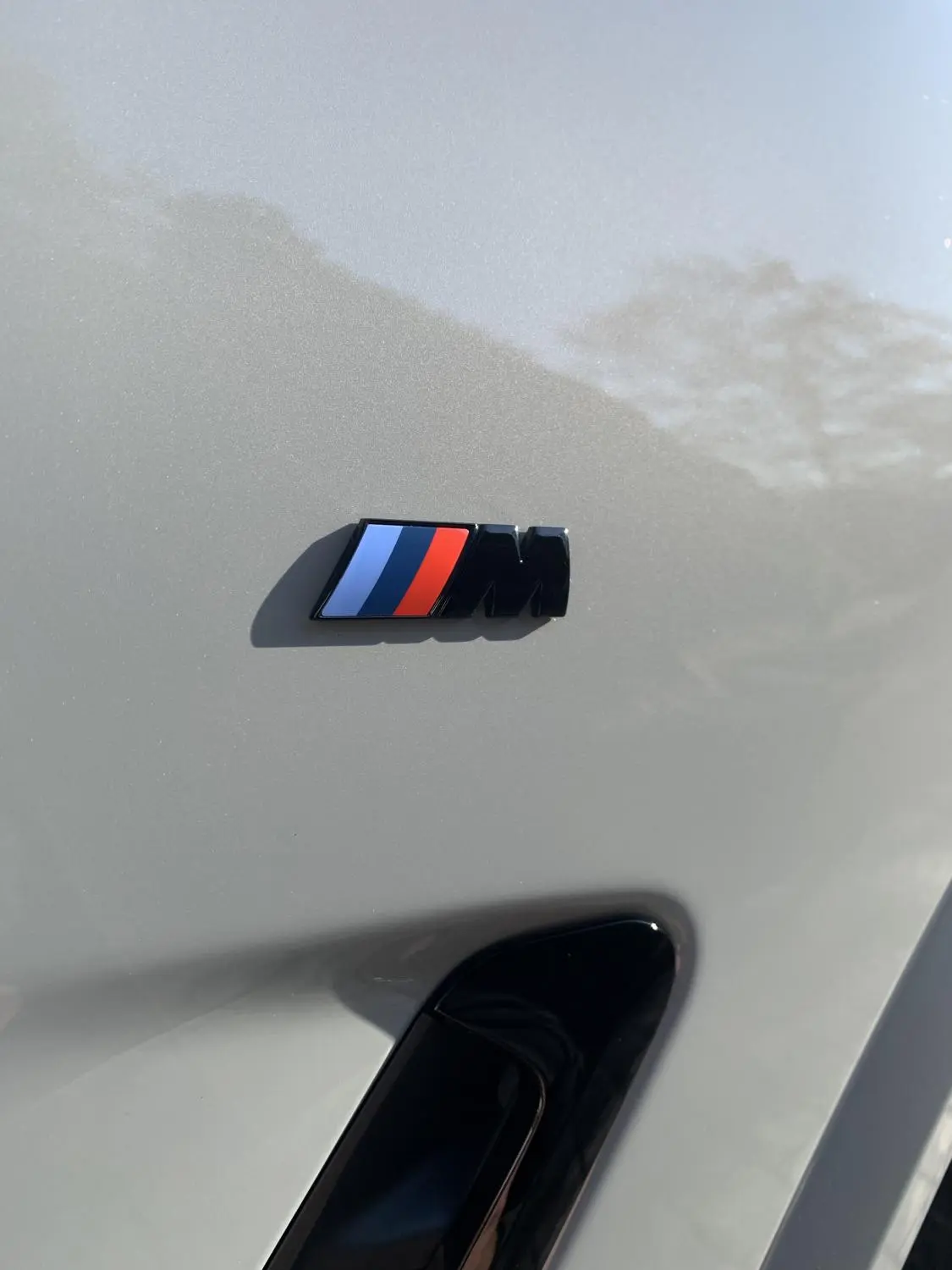 Emblem skjerm M Perfromance Black Edition - sett 2 stk. – bilde 2