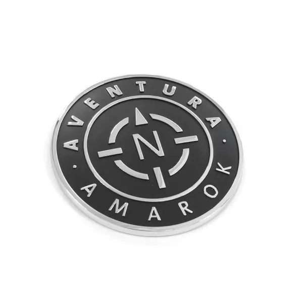 Emblem VW Amarok 2017-> | Satin Black / Glossy Chrome – bilde 3