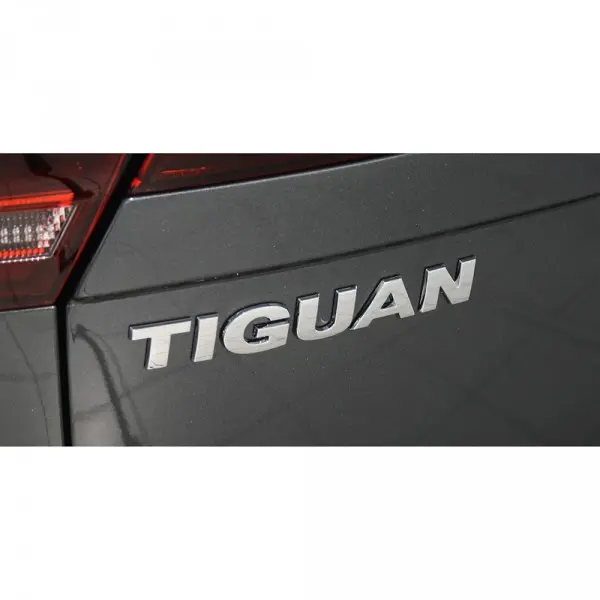 Emblem VW Tiguan II (MQB) 2016-> | Glossy Chrome
