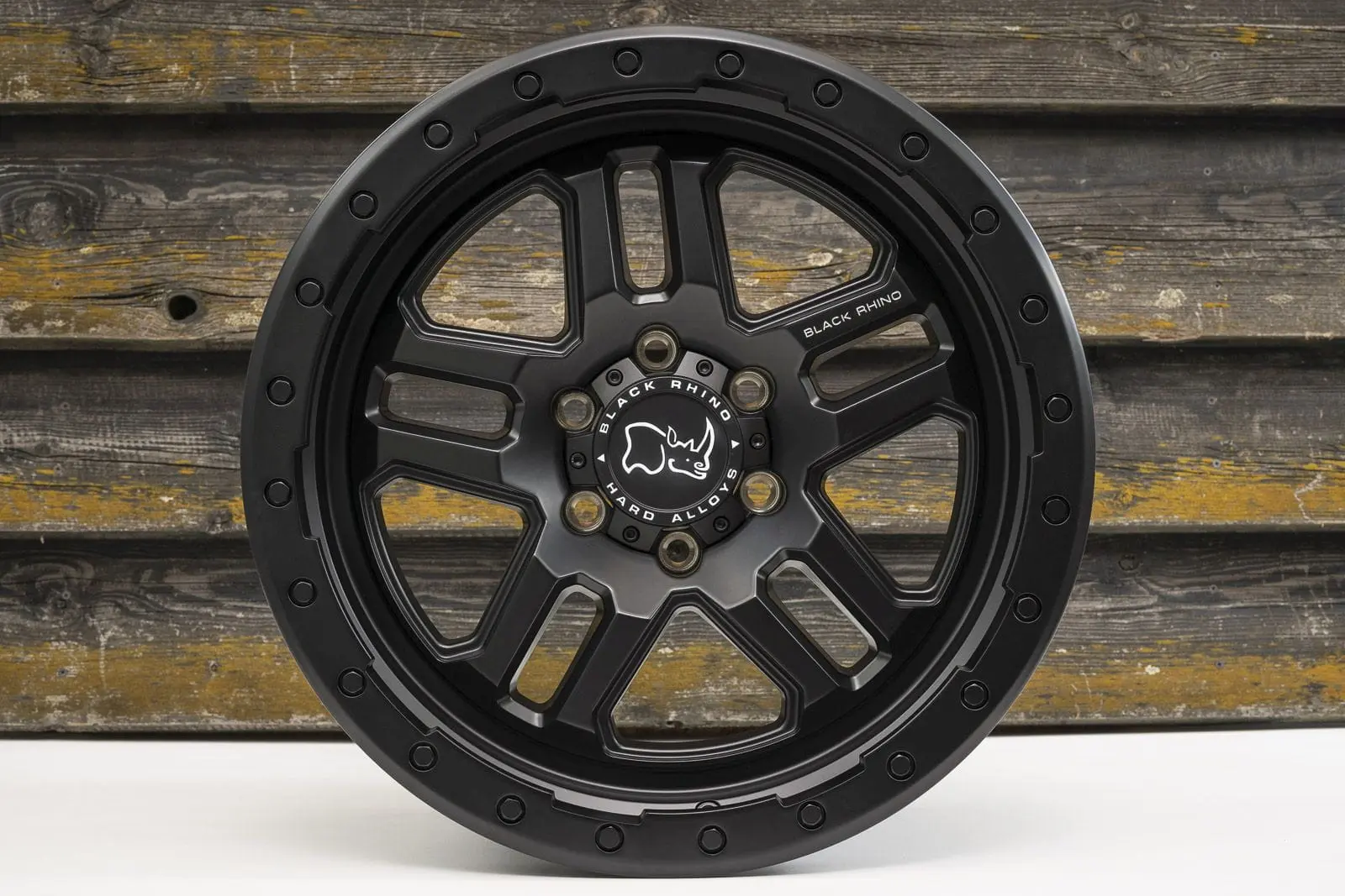 Felger Isuzu D-Max II 2012 - 2019 │  20'' 6x139,7 - Black Rhino - sett 4 stk. Image 1