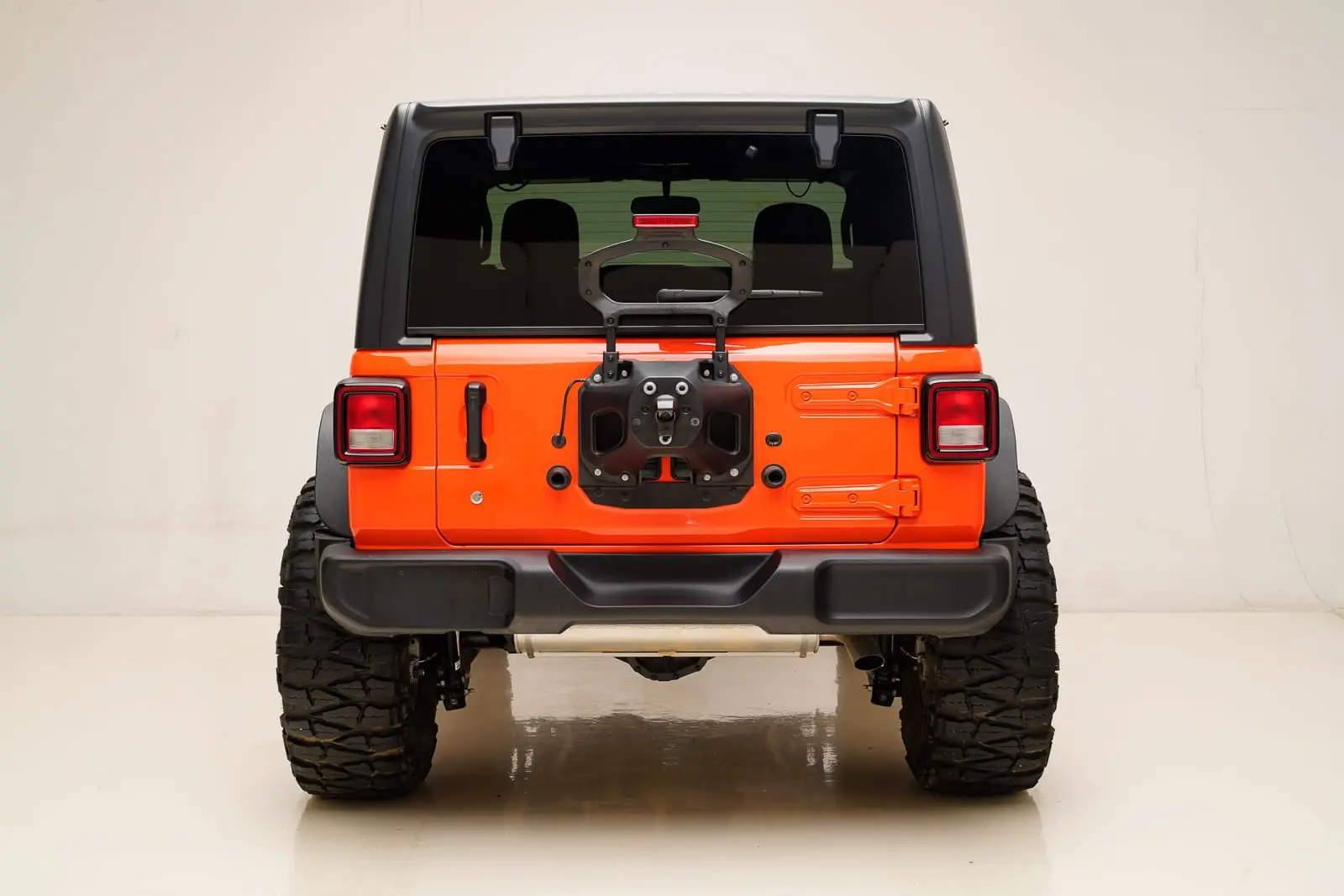 Feste til større reservehjul Jeep Wrangler JL 2017 -> – bilde 2