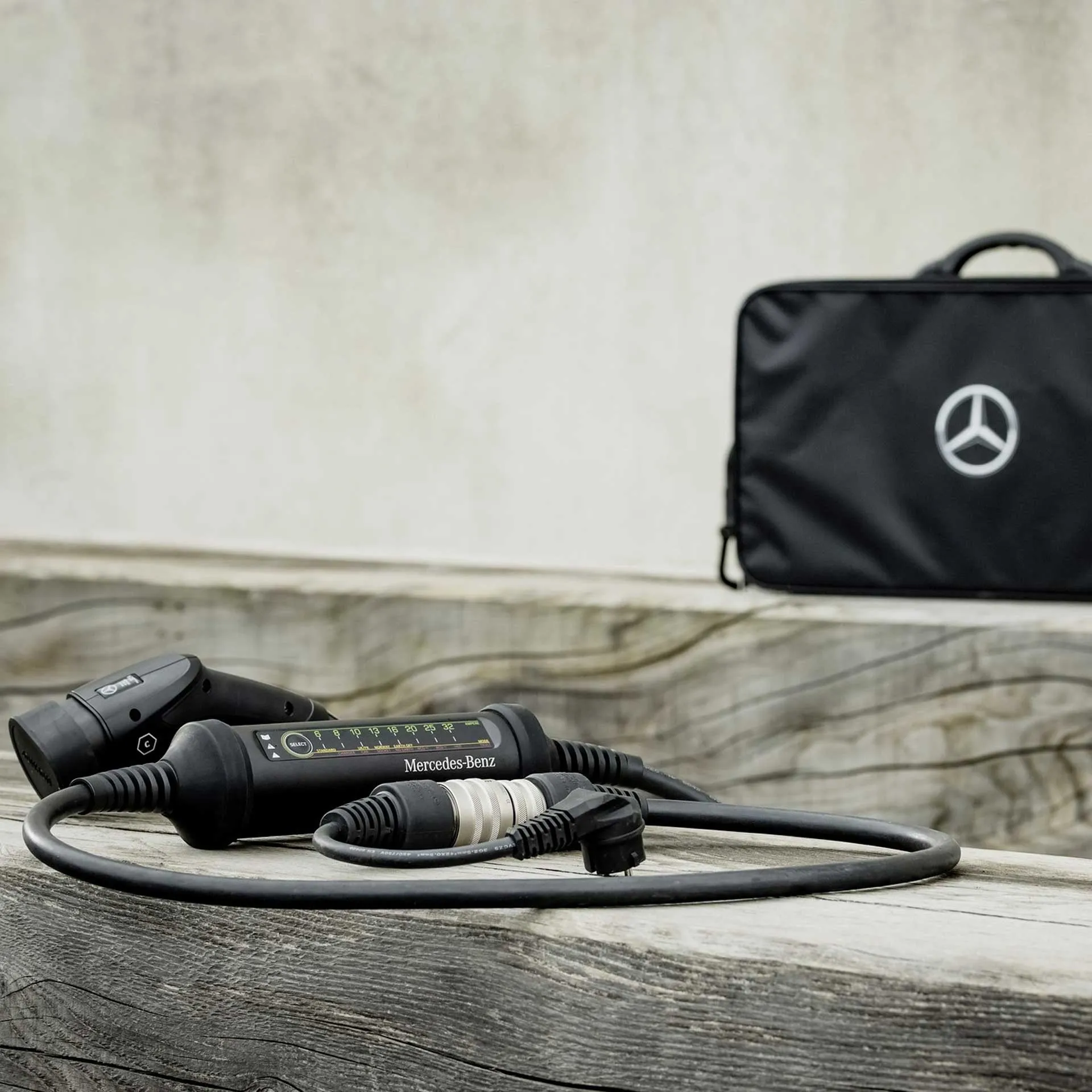 Fleksibelt ladesystem Mercedes-Benz EU 32/3-fase – Genuine® mobil ladeløsning opptil 22 kW – bilde 3