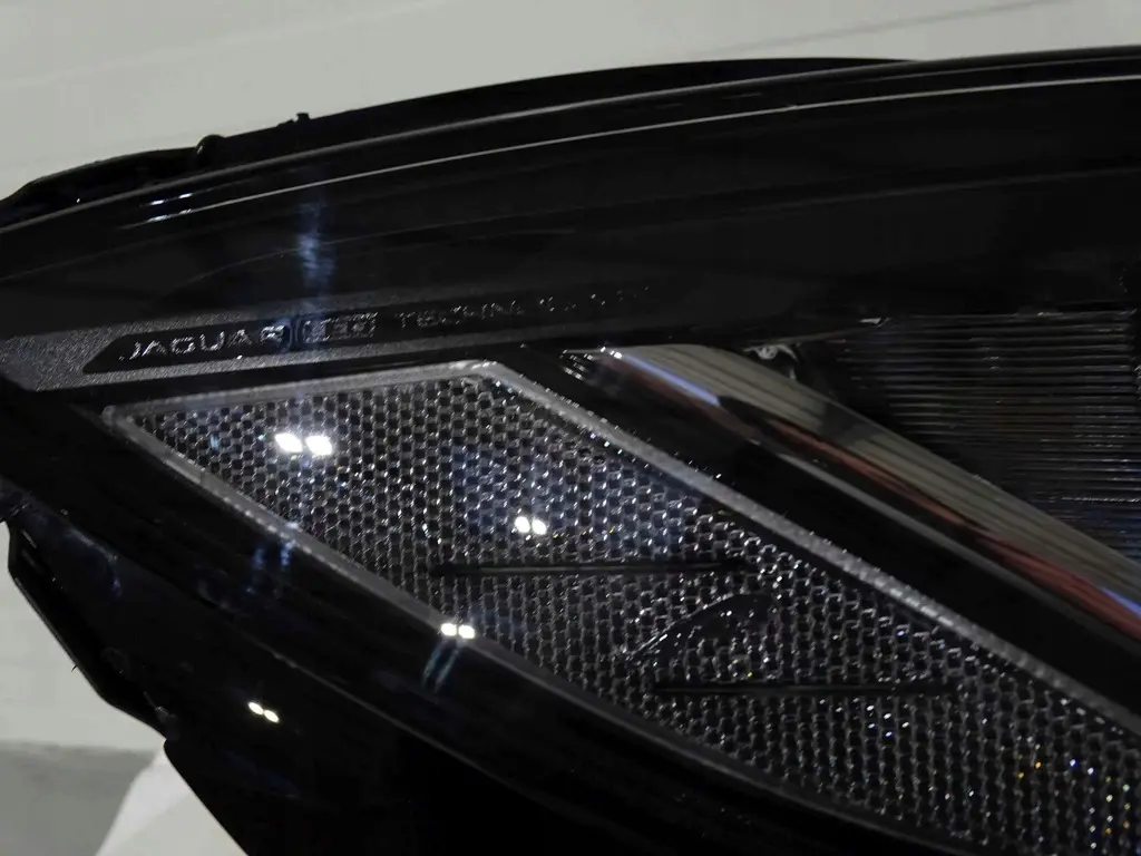 Frontlykt Jaguar I-Pace 2018 - 2021 │ Høyre side - Genuine®  Full LED Headlamp – bilde 4