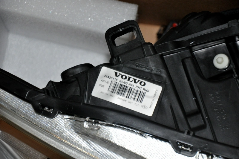 Frontlykt Volvo S60 / S60 Cross Country / V60 / V60 Cross Country 2011-2018 │ Genuine® høyre side – bilde 4