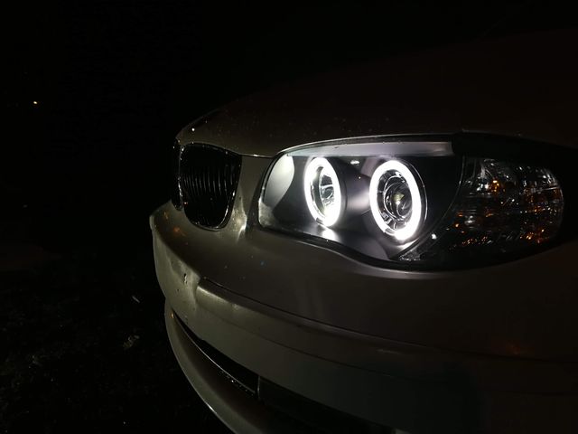 Frontlykter BMW 1 (E87/E81/E82/E88) 2004-2011 | Angel Eyes Black Image 5