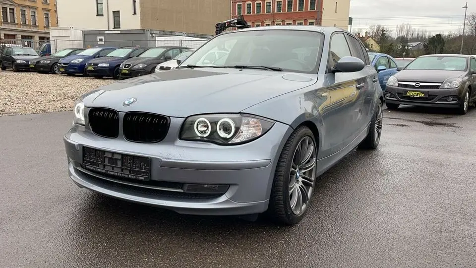 Frontlykter BMW 1 (E87/E81/E82/E88) 2004-2011 | Angel Eyes Black Image 7