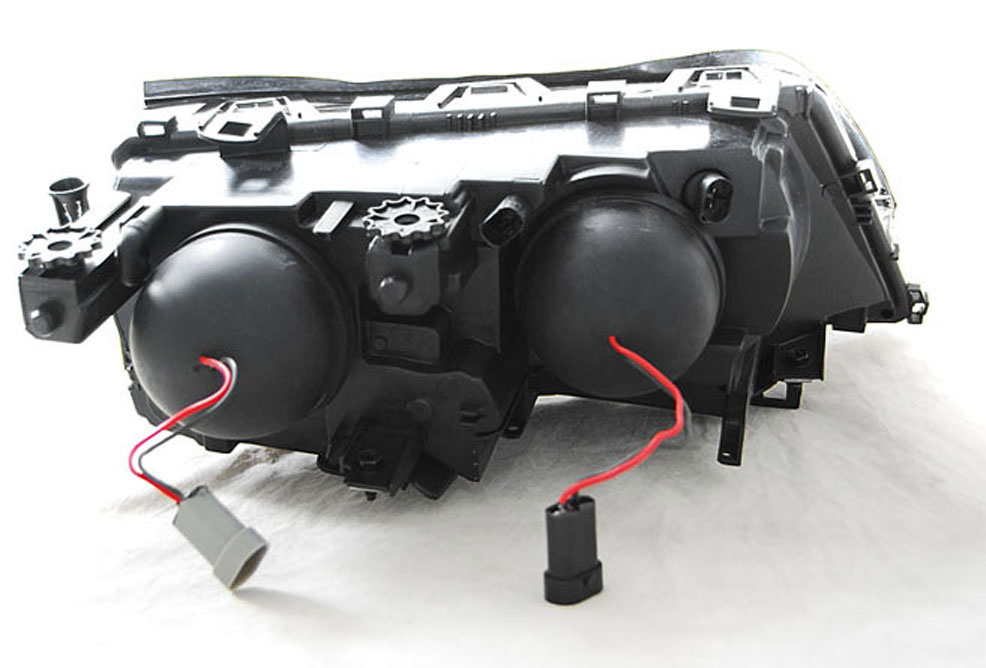 Frontlykter BMW 3 (E46) 2001-2005 RIGHT SIDE