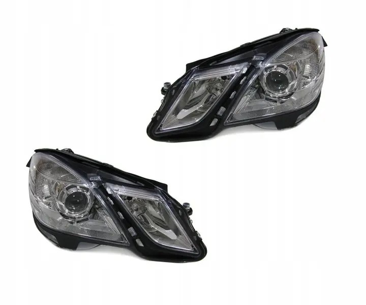 Frontlykter Mercedes-Benz E-klasse W212 2009-2013 (pre-facelift)