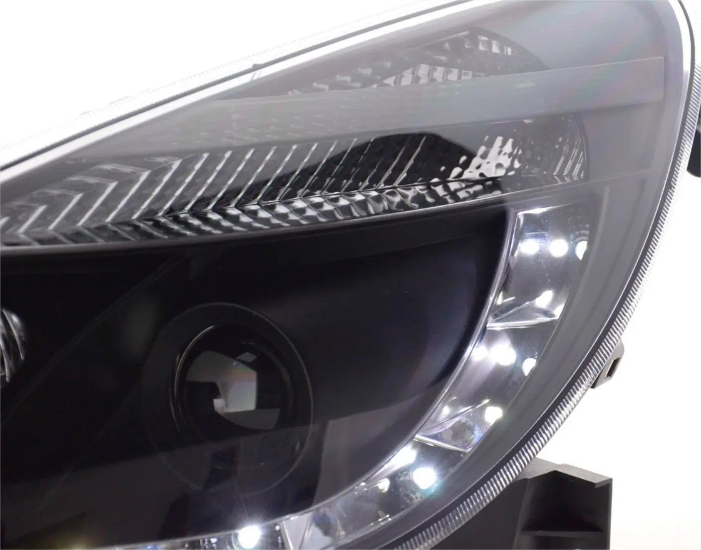 Frontlykter OPEL CORSA (D) 2006-2011 DAYLIGHT BLACK – bilde 2