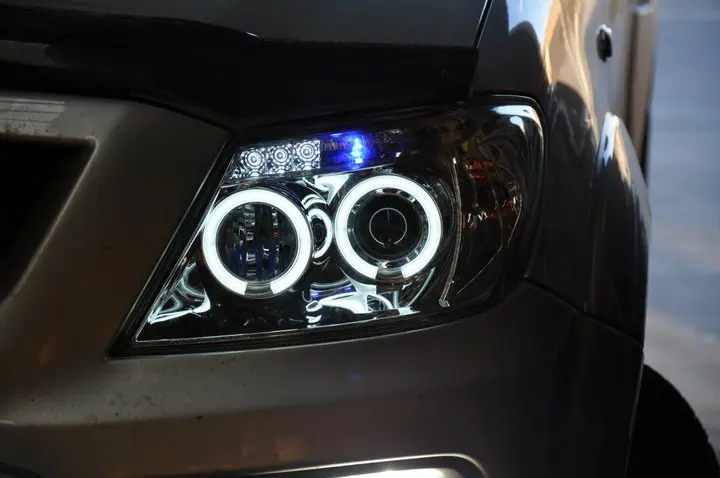 Frontlykter Toyota Hilux VII 2005 - 2011 │ Angel Eyes Chrome – bilde 3