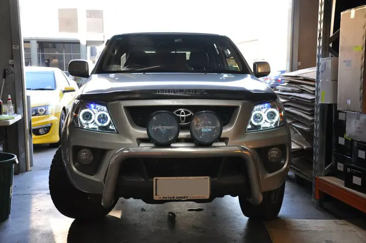 Frontlykter Toyota Hilux VII 2005 - 2011 │ Angel Eyes Chrome – bilde 5