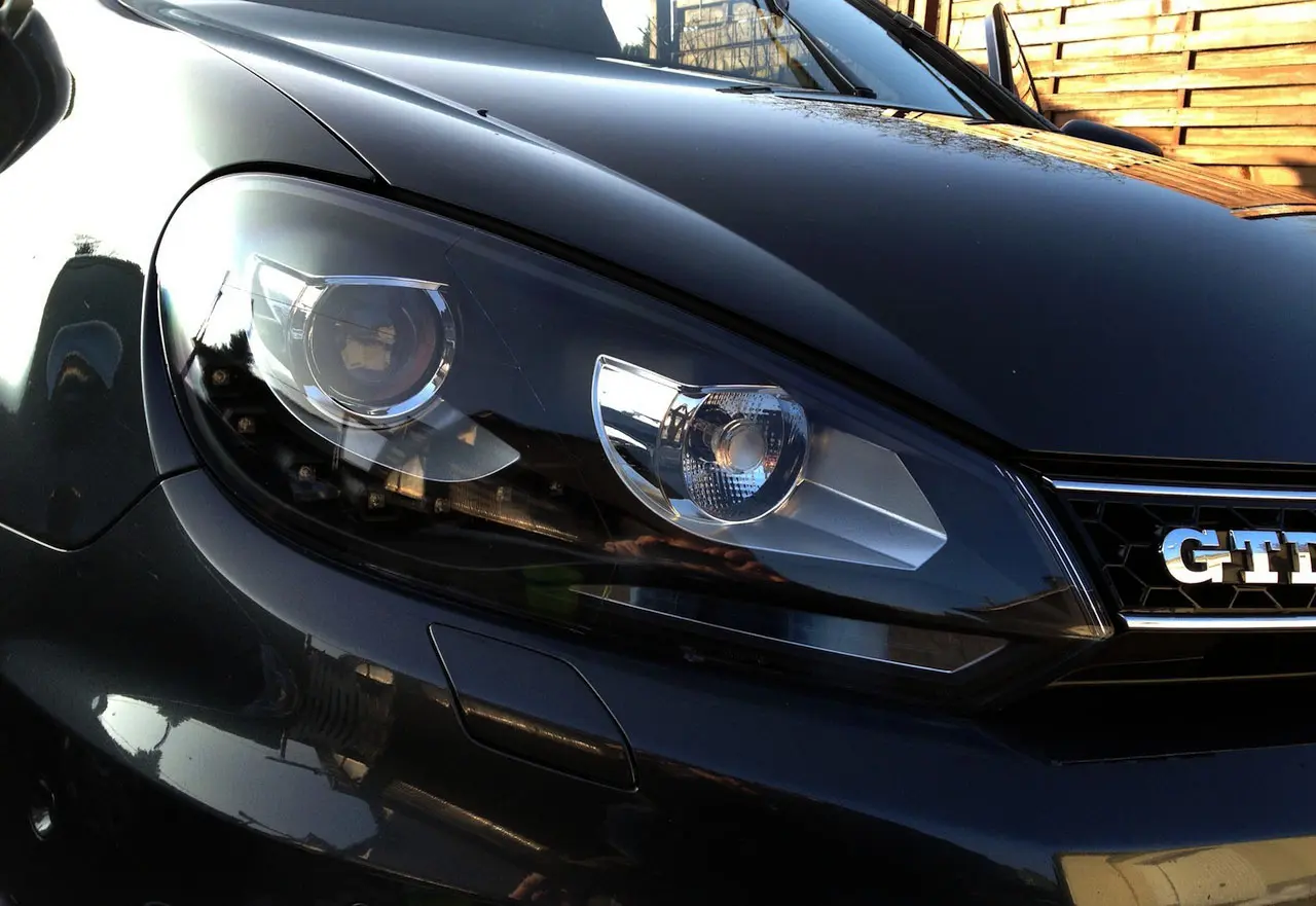 Frontlykter VW GOLF 6 2008-2012 TRUE DRL BLACK – bilde 4