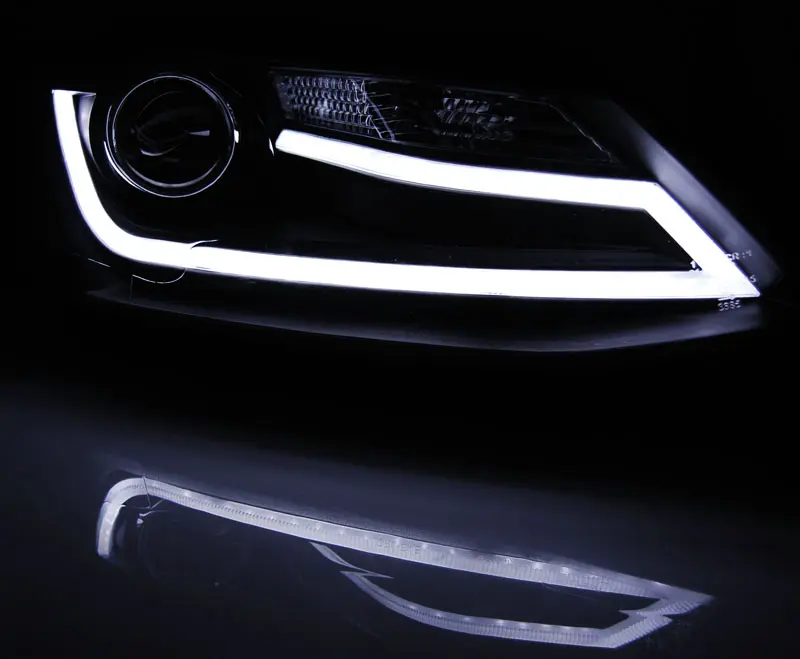 Frontlykter VW JETTA VI 2011-2018 TUBE LIGHT BLACK – bilde 2