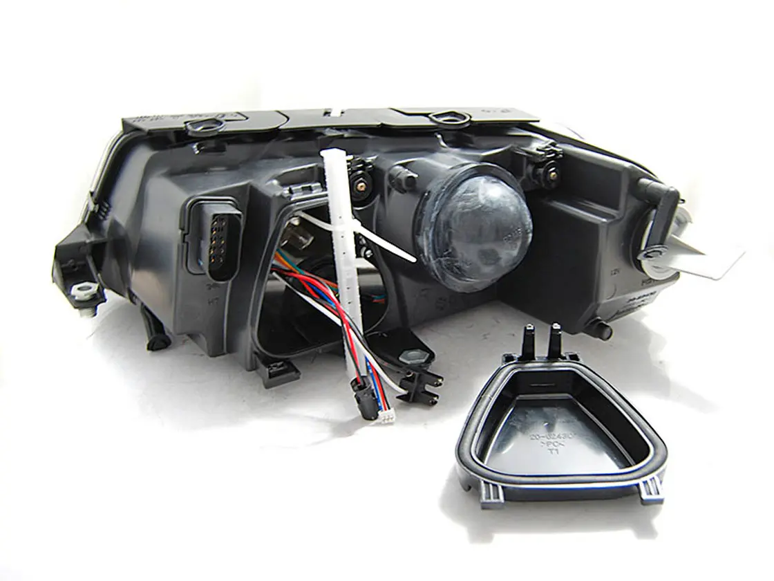 Frontlykter VW PASSAT (3BG B5) 2000-2005 CHROME LEFT SIDE TYC – bilde 2