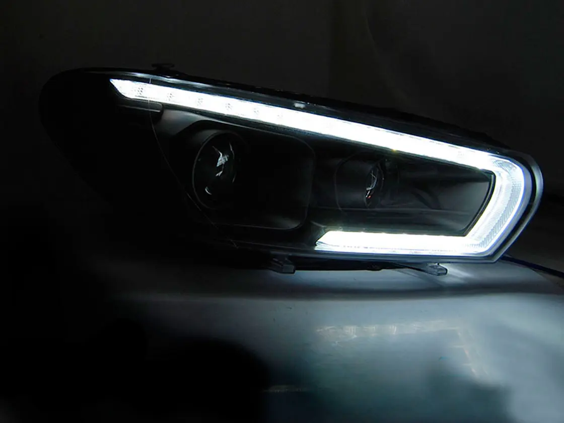 Frontlykter VW SCIROCCO 2008-2014 TUBE SEQ LED BLACK – bilde 2