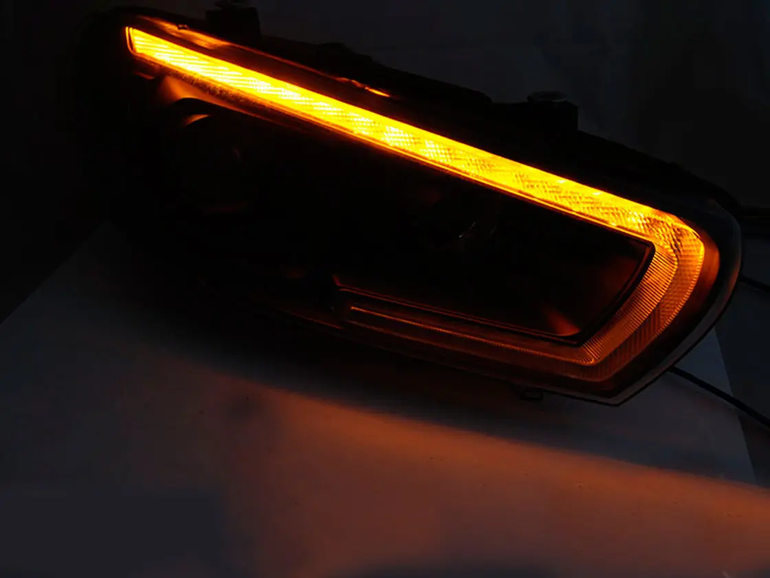 Frontlykter VW SCIROCCO 2008-2014 TUBE SEQ LED BLACK – bilde 3