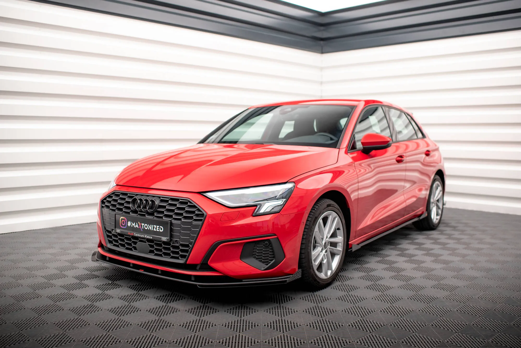 Frontsplitter-flopper Audi A3 8Y 2020 -> | Glossy Black Edition – bilde 2