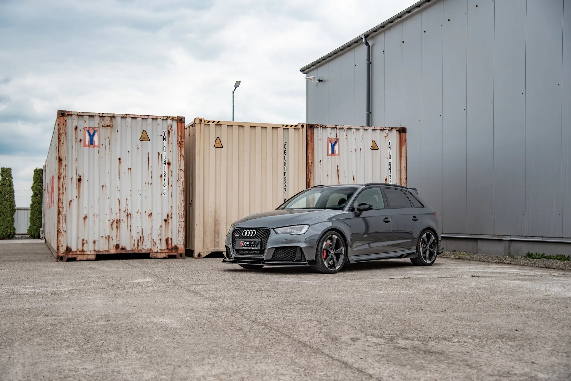 Frontsplitter-flopper Audi RS3 8V Sportback 2013-2020 | Glossy Black Edition – bilde 6