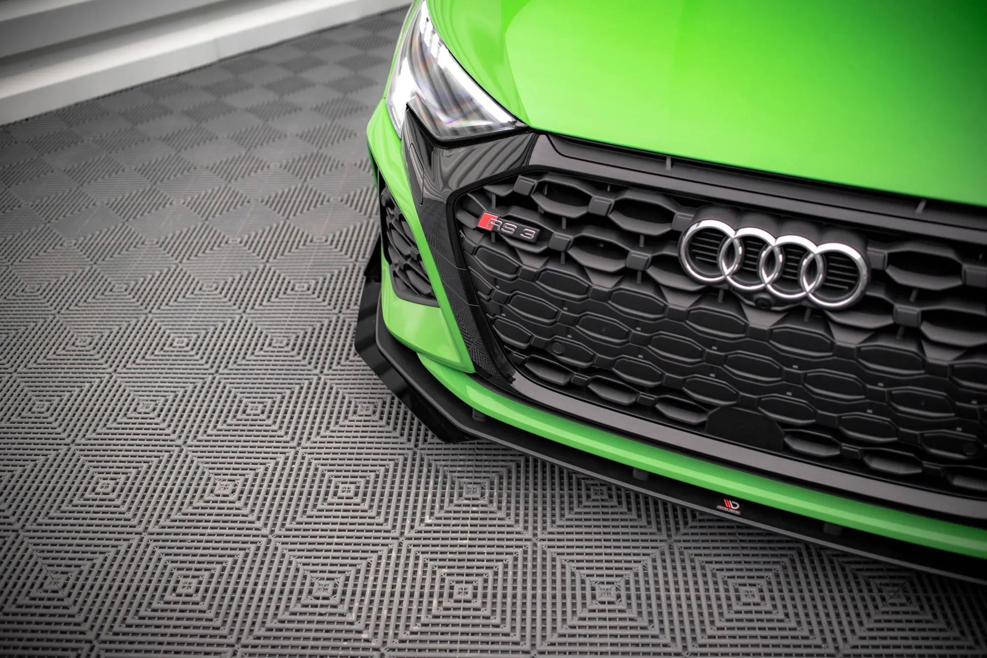 Frontsplitter-flopper Audi RS3 (8Y) 2020 -> | Glossy Black Edition – bilde 5