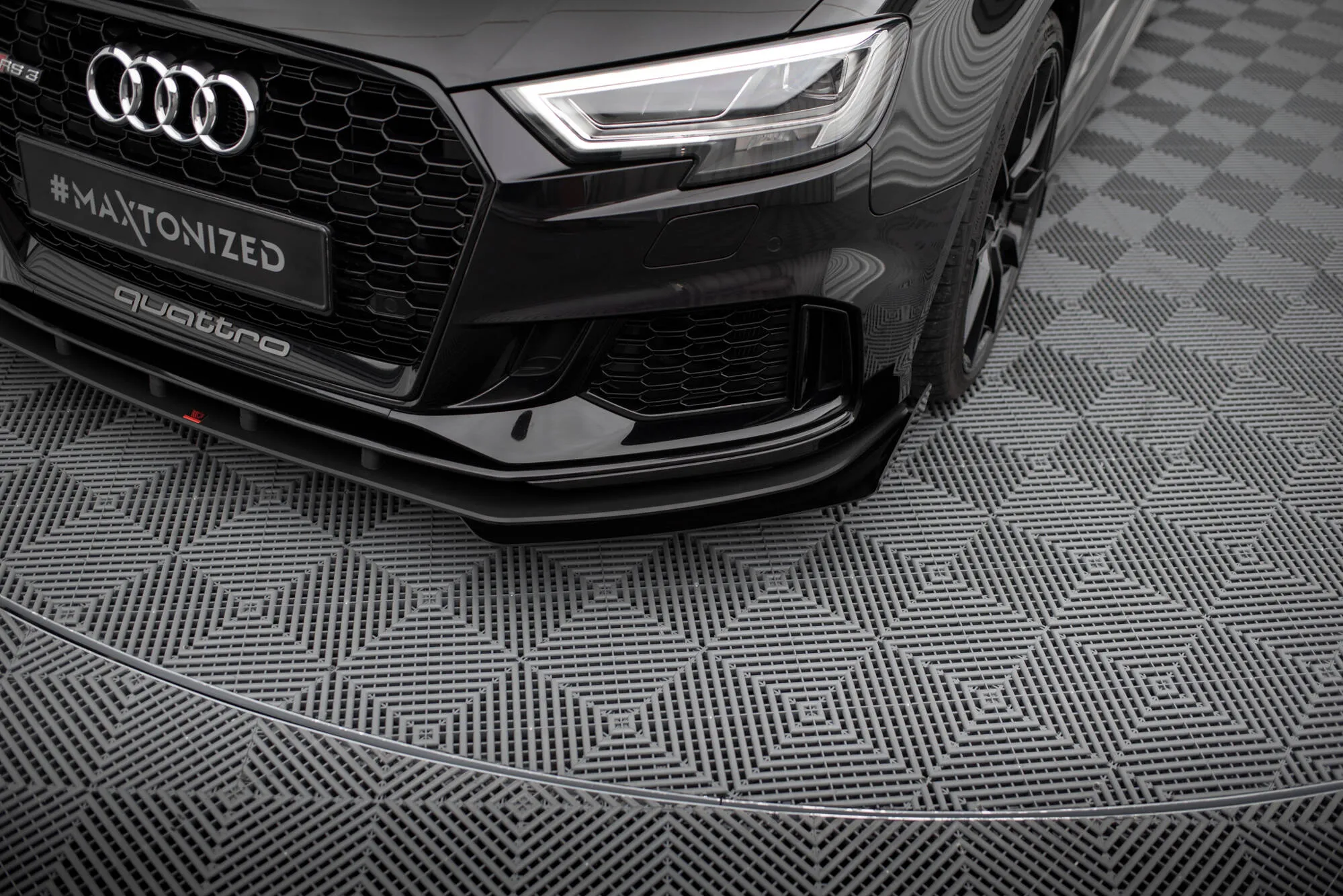 Frontsplitter-flopper Audi RS3 Sedan (8V) facelift 2017 - 2020 | Glossy Black Edition