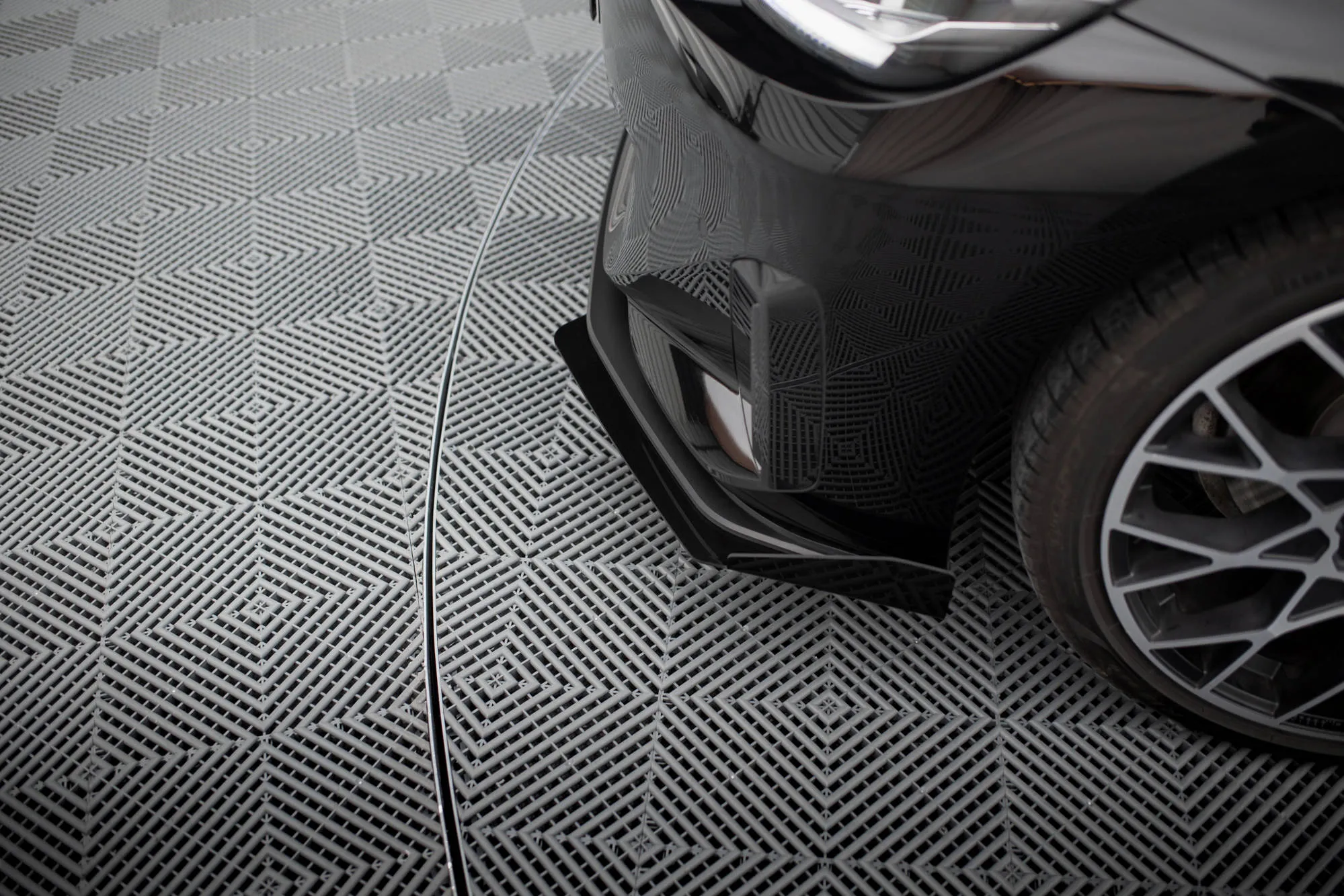 Frontsplitter-flopper BMW 2 Coupe (G42) 2021 - > | Glossy Black Edition – bilde 3