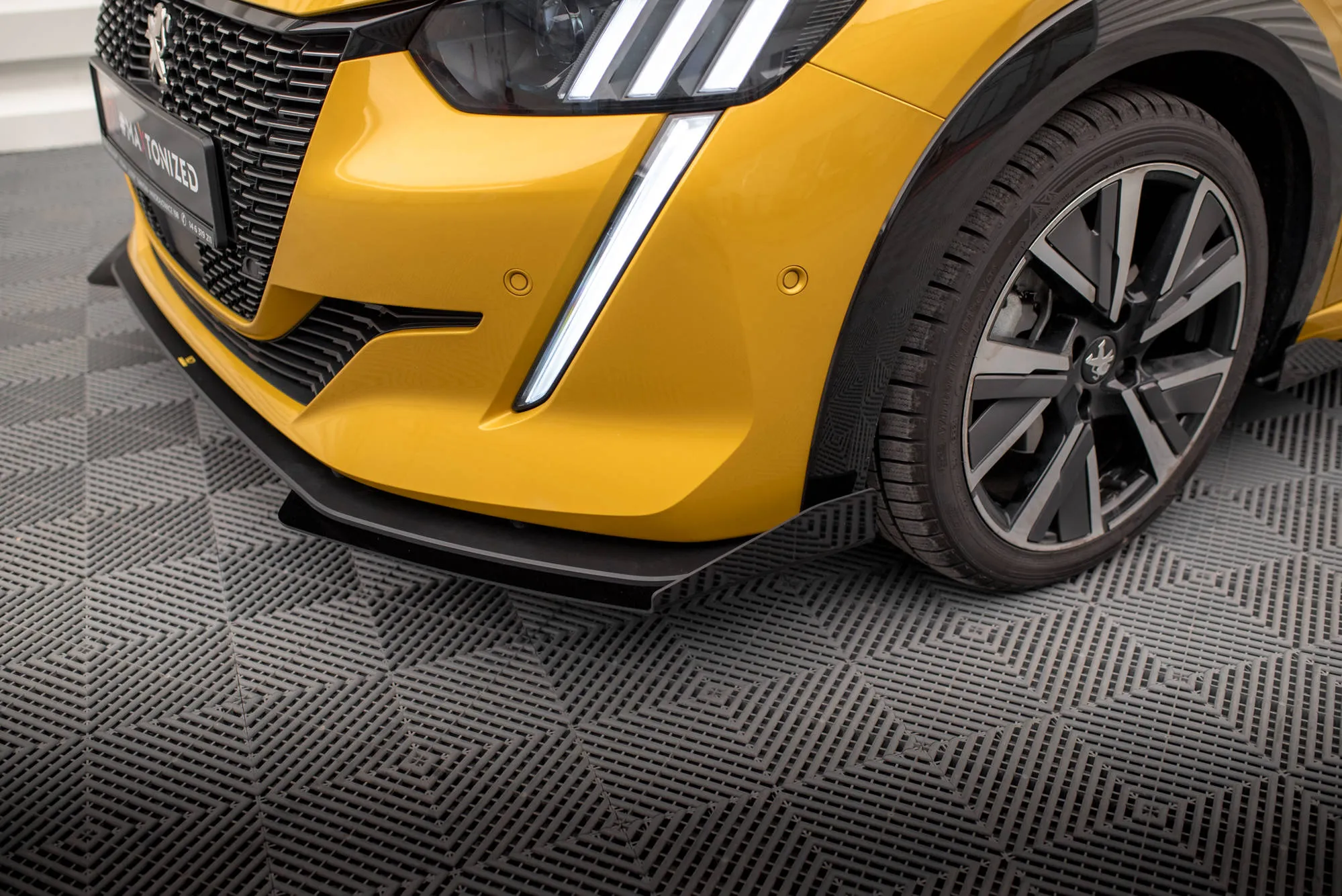 Frontsplitter-flopper Peugeot 208 GT II 2019 - 2023 | Glossy Black Edition