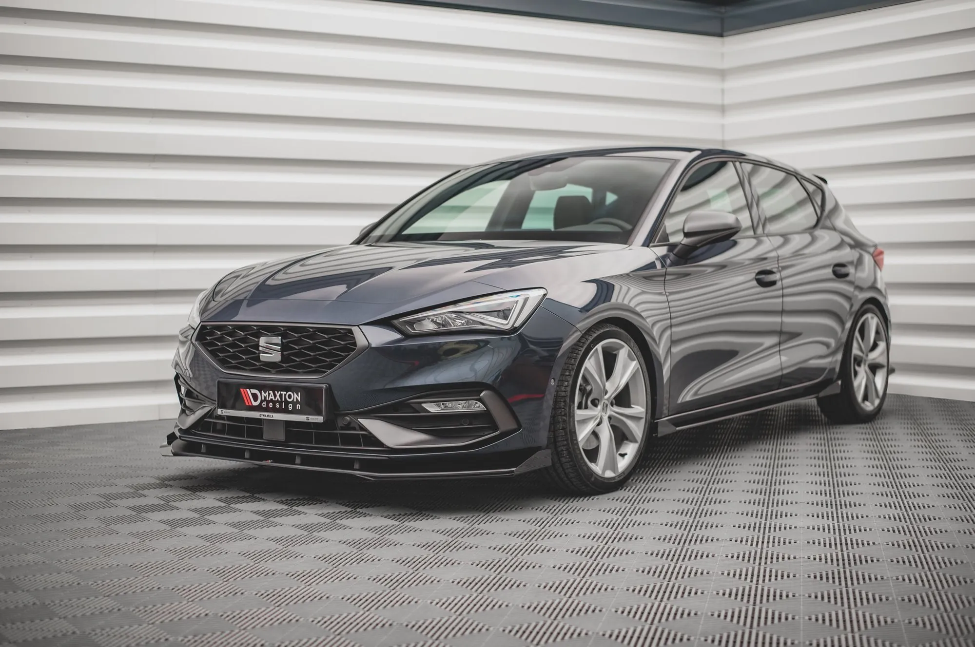 Frontsplitter-flopper Seat Leon FR (Mk4) 2020-> | Glossy Black Edition