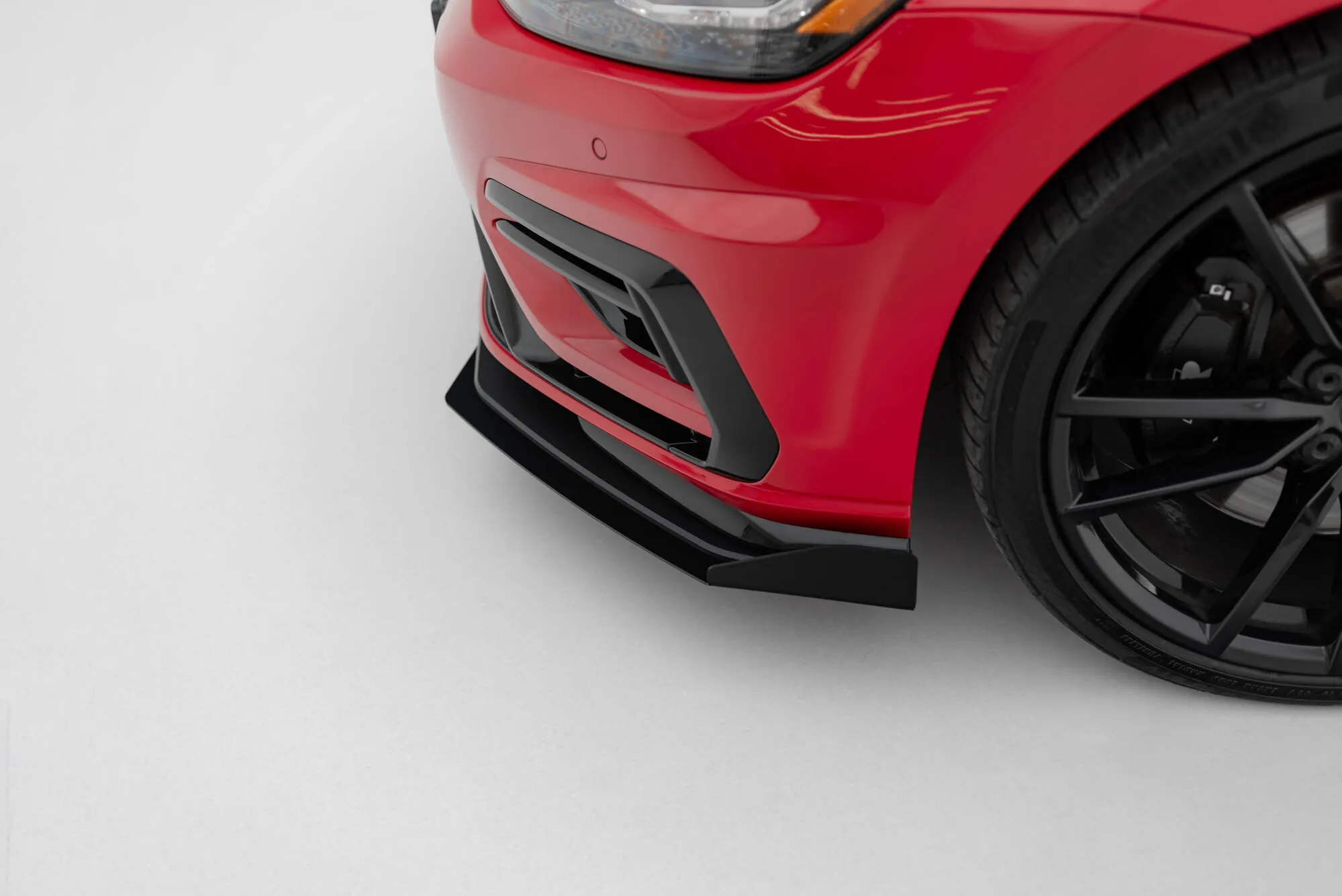 Frontsplitter-flopper VW Golf VII R / R-Line Facelift 2017-2020 | Glossy Black Edition – bilde 4