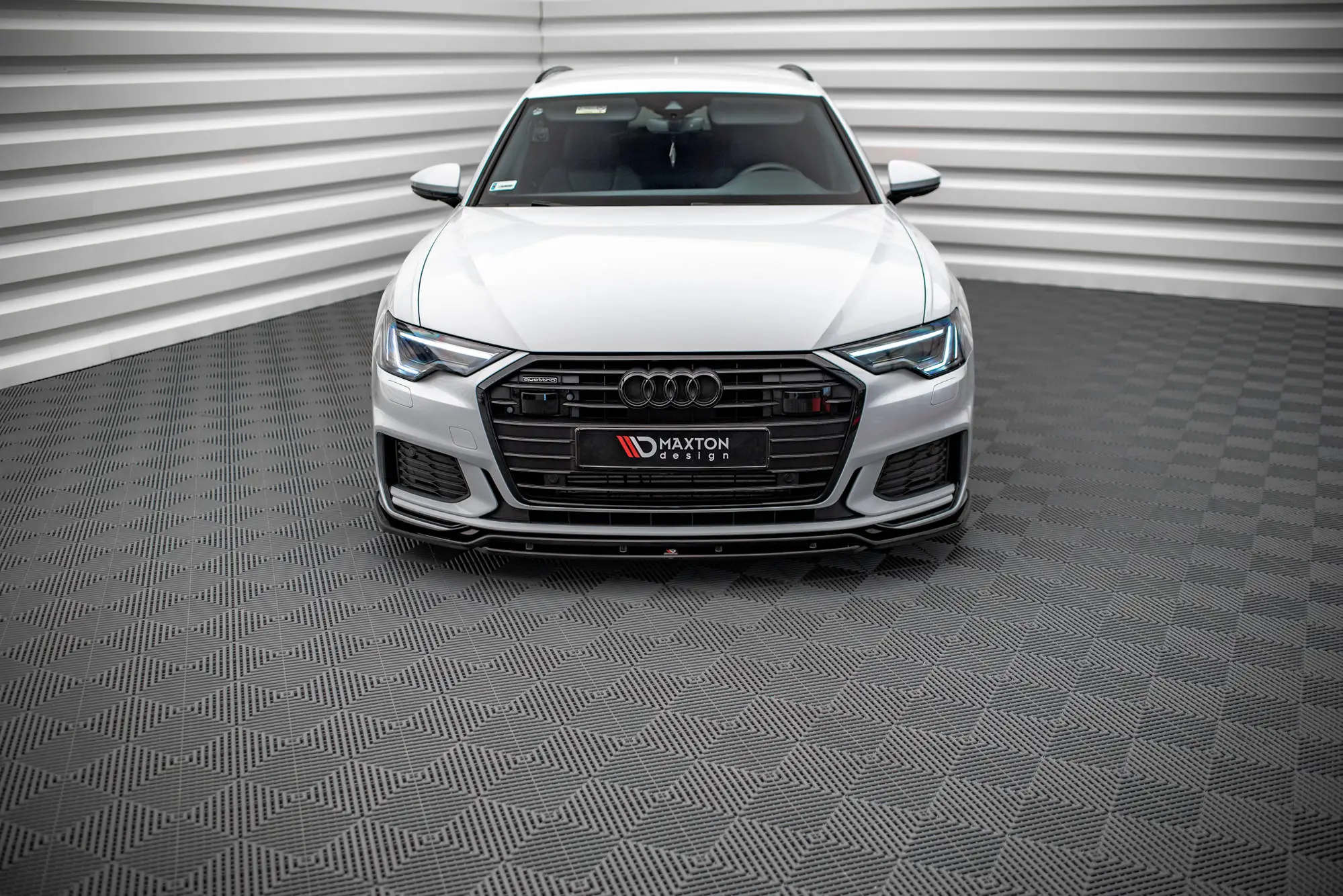 Frontspoile Audi A6 C8 S-Line 2018- > / S6 (C8) 2019 - 2025 | V.3 Glossy Black Edition – bilde 3