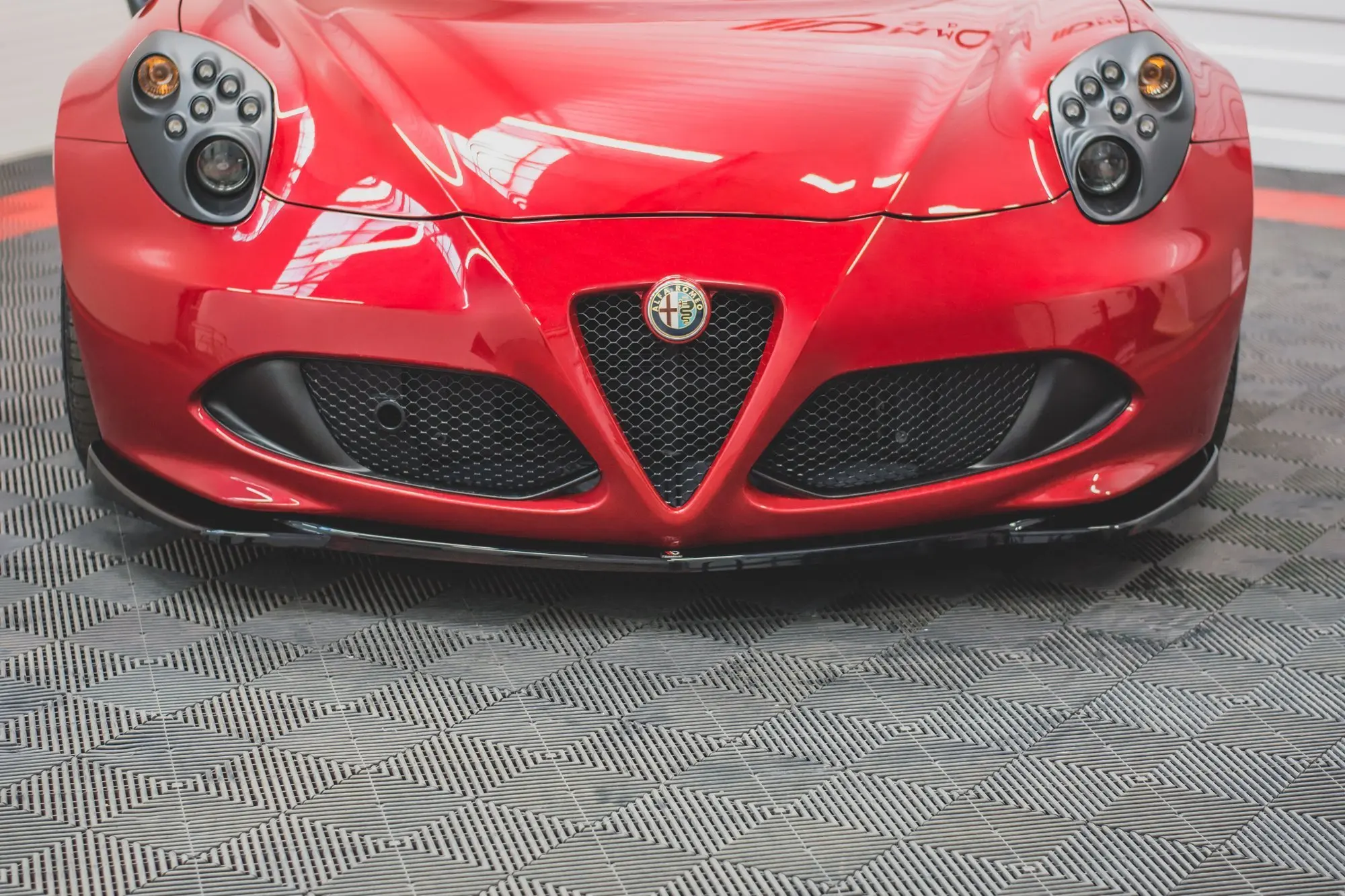 Frontspoiler Alfa Romeo 4C 2013-2017 | Glossy Black Edition – bilde 4