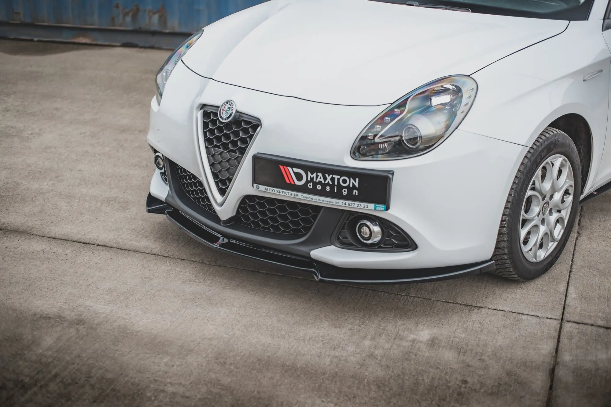Frontspoiler Alfa Romeo Giulietta 2010 - 2020 | V.3 Glossy Black Edition Image 1