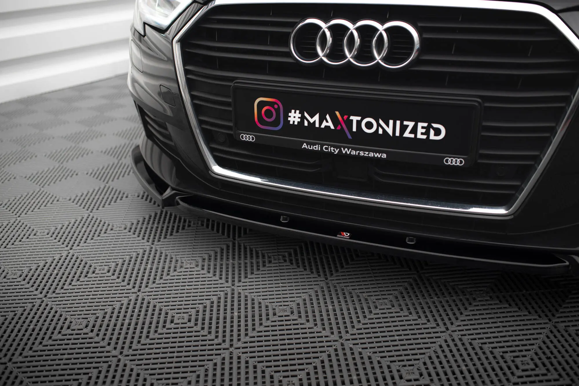 Frontspoiler Audi A3 8V Sportback Facelift 2016 - 2020 | V.1 Glossy Black Edition