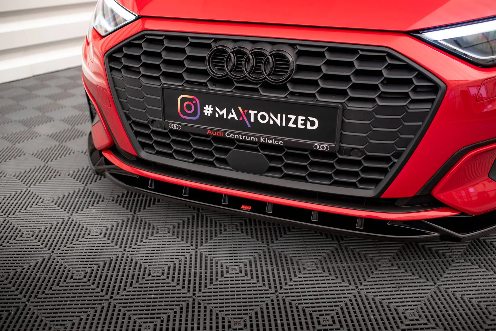 Frontspoiler Audi A3 8Y 2020 - 2024 | V.1 Glossy Black Edition – bilde 3