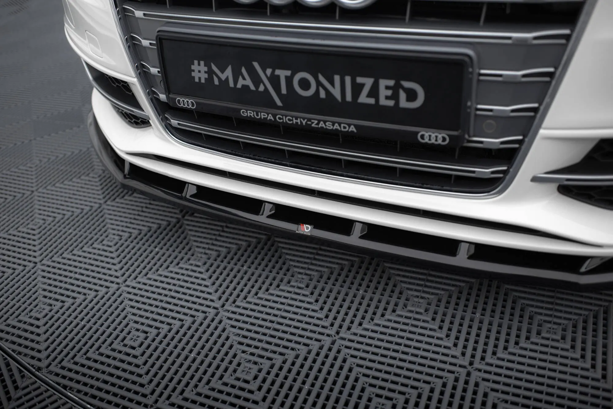 Frontspoiler Audi A3/S3 8V S-Line 2013 - 2016 | V.1 Glossy Black Edition