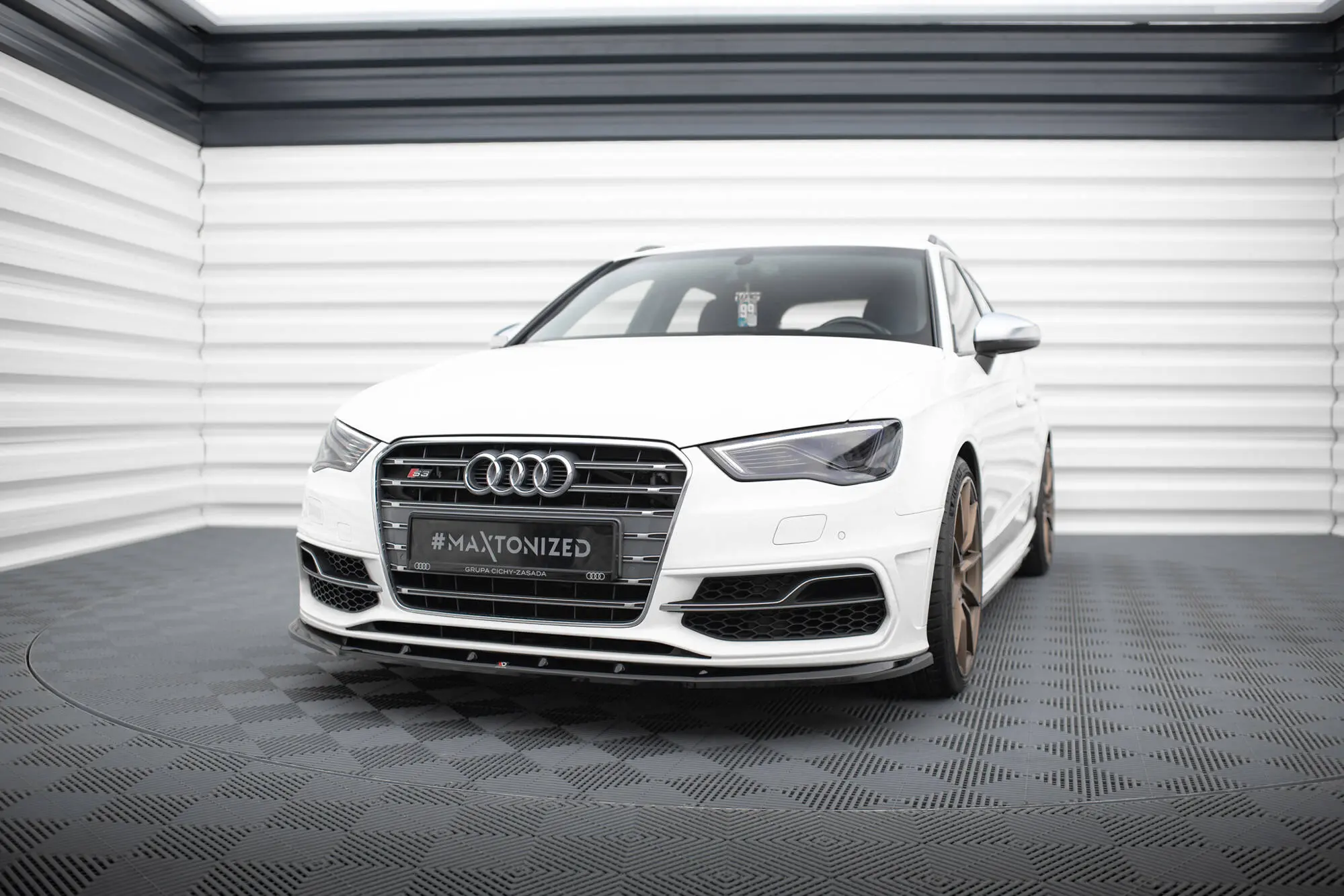 Frontspoiler Audi A3/S3 8V S-Line 2013 - 2016 | V.1 Glossy Black Edition – bilde 3