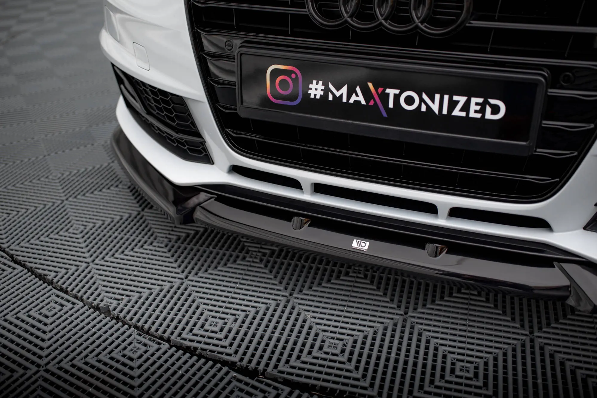 Frontspoiler Audi A4 B8 Competition facelift 2011 - 2015 | V.1 Glossy Black Edition