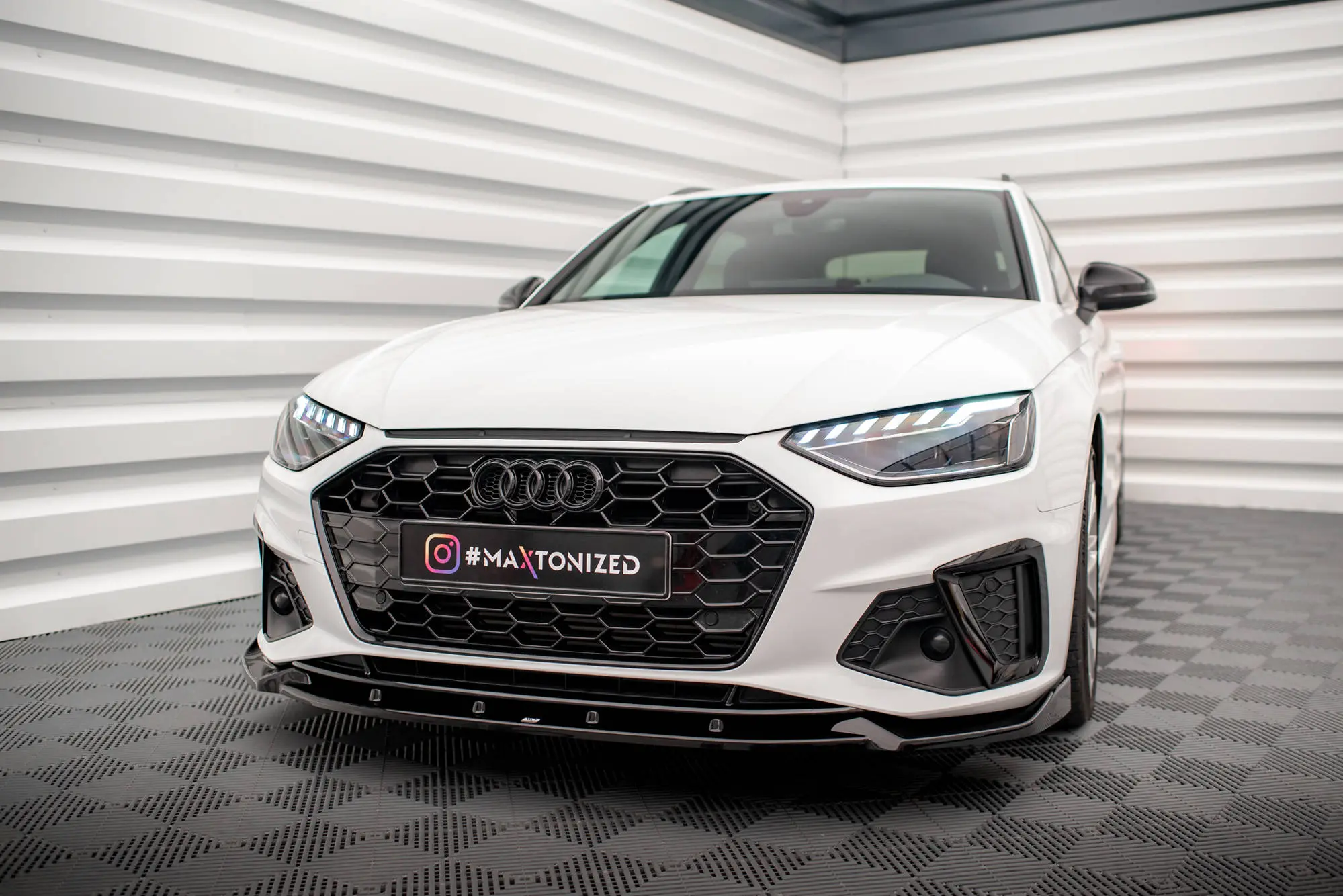 Frontspoiler Audi A4 B9 S-Line / Audi S4 B9 Facelift 2019 - 2024 | V.1 Glossy Black Edition – bilde 4