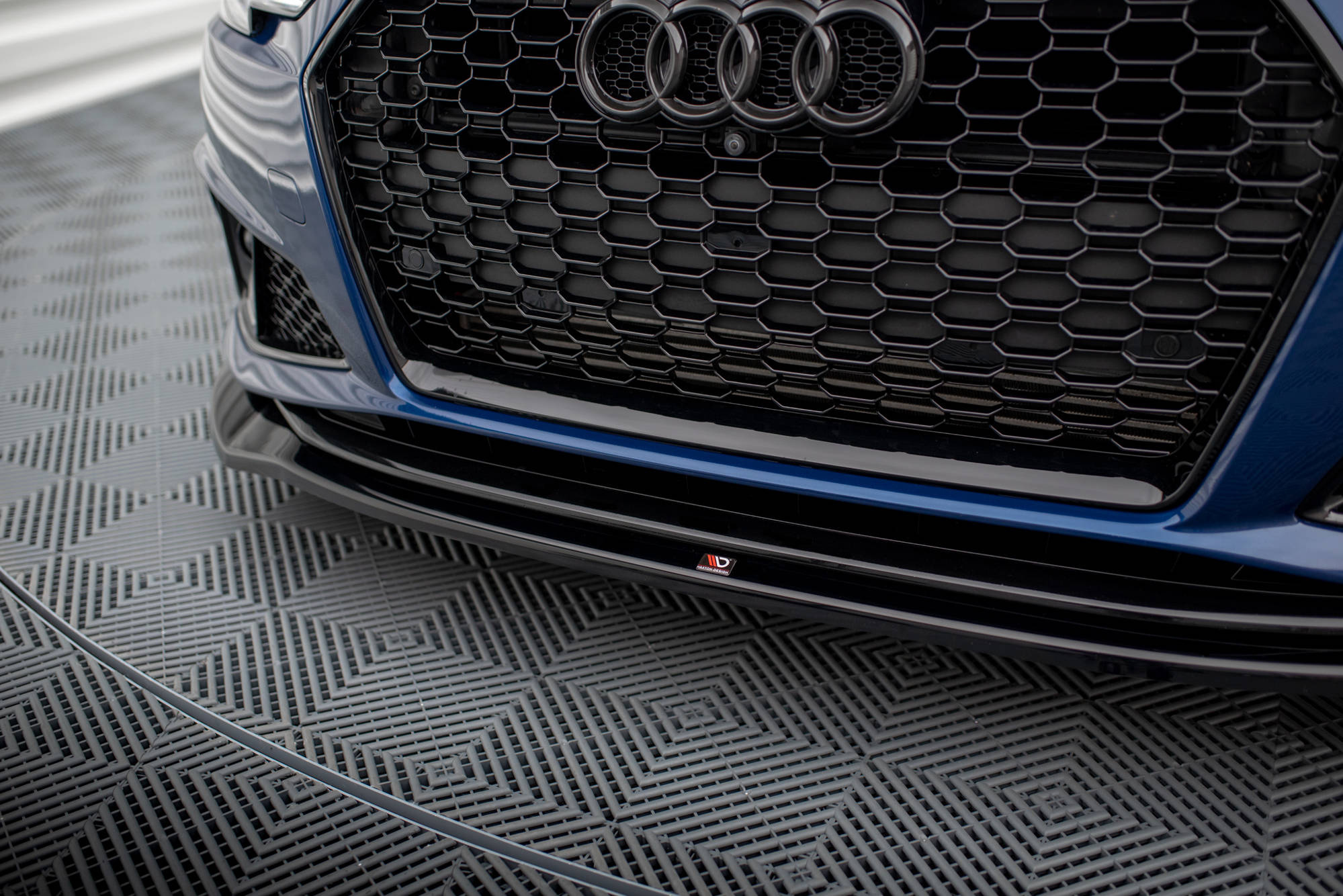 Frontspoiler Audi A4 Competition (B9) Facelift 2019 -> | Sport Glossy Black Edition V2 – bilde 3