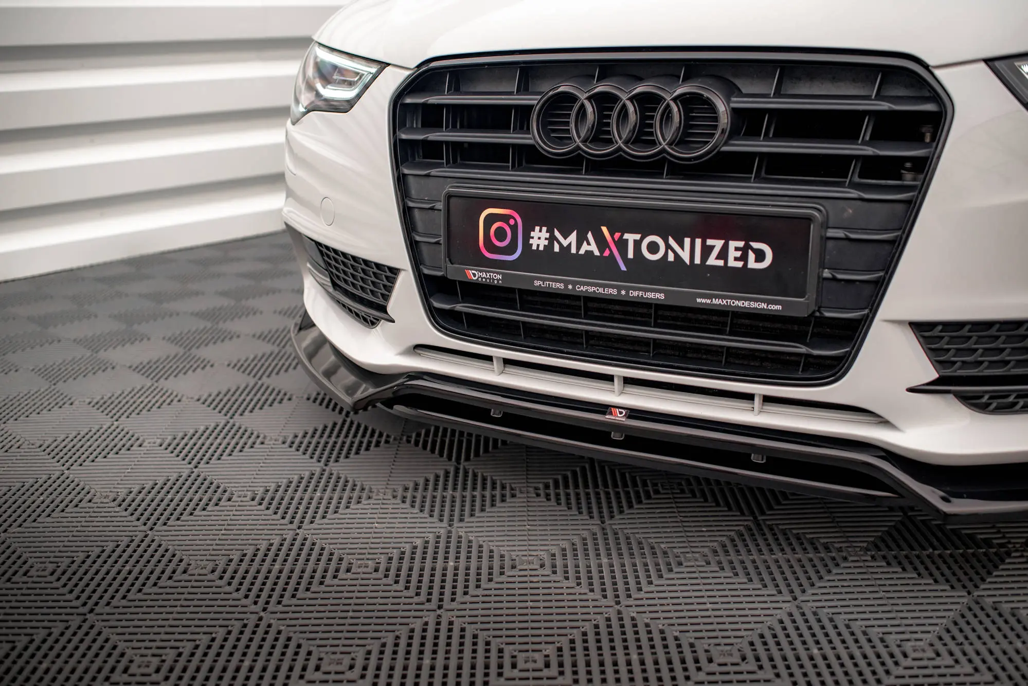 Frontspoiler Audi A5 8T Coupe Facelift 2011 - 2016 | V.2 Glossy Black Edition