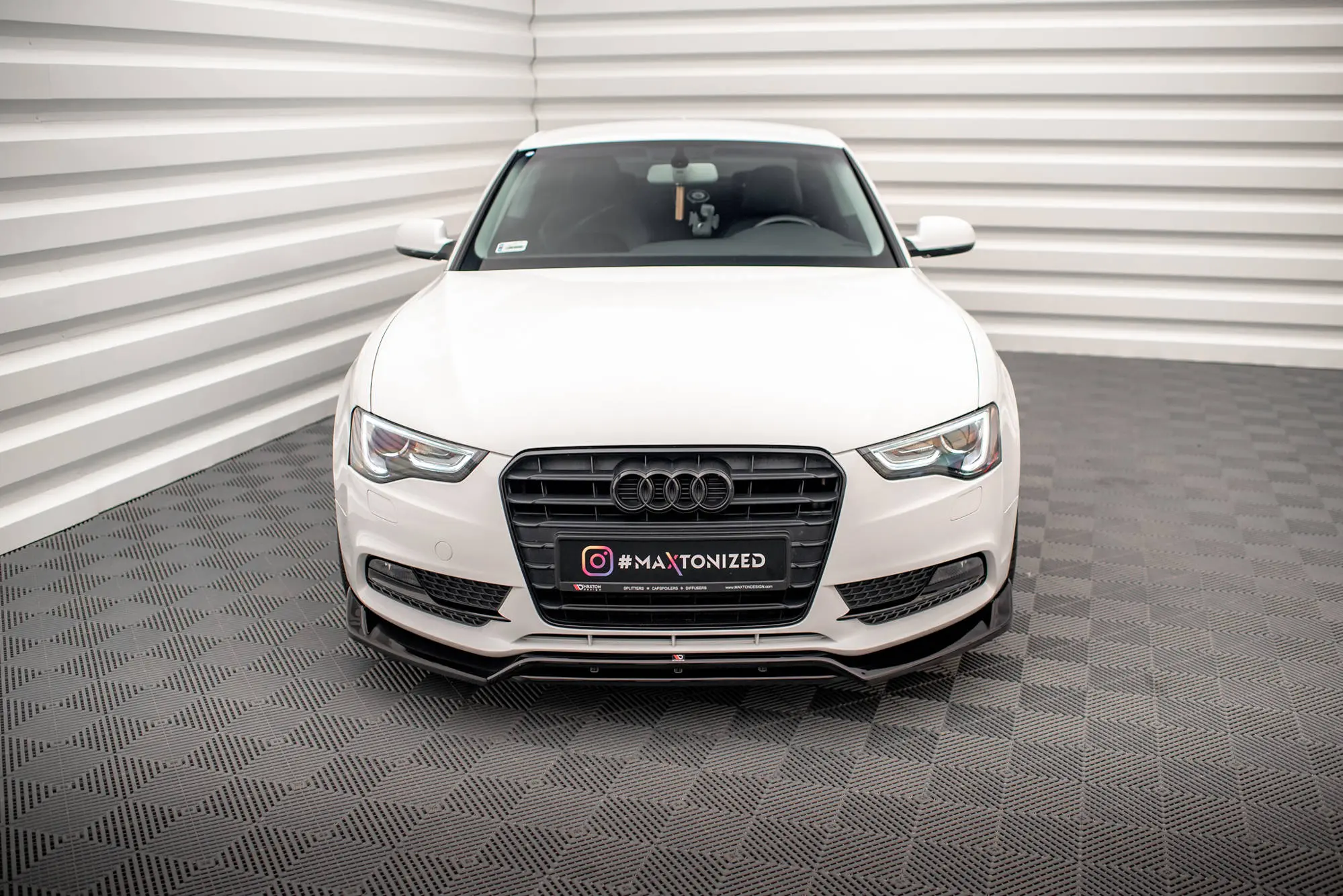 Frontspoiler Audi A5 8T Coupe Facelift 2011 - 2016 | V.2 Glossy Black Edition – bilde 2